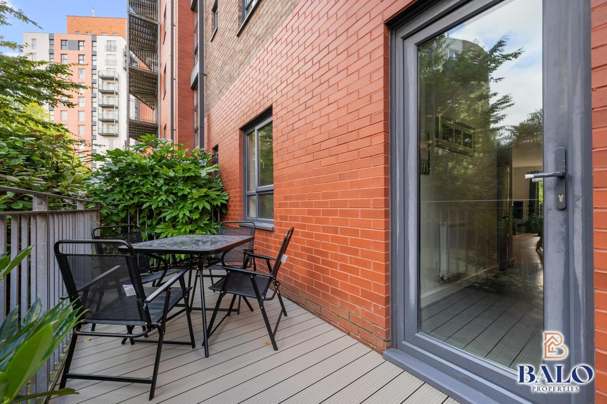 Modern Spacious 2Bedroom Apartment Great! Location By Etihad Mancity Stadium& Coop Live Arena 曼彻斯特 外观 照片